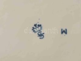 Sitzendorf fedeles söröskorsó. Jelzett, alján kopással,, m: 25,5 cm