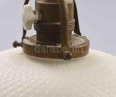 Antik mennyezeti lámpa. Bronz és porcelán foglalat, savmaratott búra, kopással, d: 26 cm