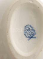 Herendi tojás alakú bonbonier. Jelzett, kézzel festett, hibátlan, h: 11 cm