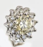 Arany (Au) 14K fülbevalópár, gyémántokkal, briliáns csiszolás, jelzett, összesen: 1,075 ct, bruttó: ...