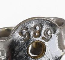 Arany (Au) 14K fülbevalópár, gyémánttal, briliáns csiszolás, 0,32 ct, bruttó: 1 g