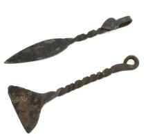 2 darab antik vas pucolóeszköz, h: 16-17 cm