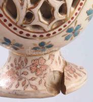 Fischer Ignác duplafalú váza pár. Jelzett, 19. sz. vége, ragasztott, sérült, m: 16,5 cm