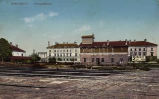 Pragerhof railway apartments