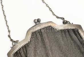 Ezüst (Ag) színházi táska, jelzett, nettó: 199g