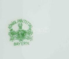 Königlich Tettau árnyképpel díszített bonbonier. Jelzett, kis kopással, h: 14 cm