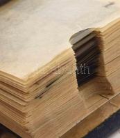 Vegyes fotónegatív tétel, berakóban, 6×6 cm-es méretben