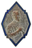 Olaszország ~1930. "Bosco Szent János" részben zománcozott, ezüstözött bronz jelvény, hátoldalán gyártói jelzéssel (30x20mm) T:XF kopott ezüstözés Italy ~1930. "S. Joannes Bosco" partially enamelled, silvered bronze badge with maker's mark on the backside (30x20mm) C:XF worn silvering
