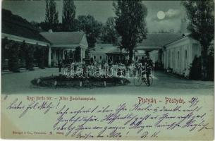 1898 (Vorläufer) Pöstyén, Pystian, Piestany; Régi fürdő tér este, fürdőkocsisok, kerékpáros / old spa at night, spa carriages, bicycle