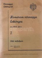 Komárom vármegye évkönyve az 1941. évre. Szerkesztette: Gulassa K. László. Első évfolyam.  Sátoraljaújhely, (1940). (,,Grafikai" könyvnyomdai műintézet, Kassa). 2 t. (címképeken a komáromi tárgyalások és bevonulás) + 397 + [1] p. + 19 t. (egy kétoldalas).  Statisztikai, közigazgatási és gazdasági évkönyv az 1938. évi I. bécsi döntés nyomán kibővült Komárom vármegyéről, gazdag szövegközti képanyaggal. A kötet elején a vármegye valamennyi településének lakossági, felekezeti adatai; a község lelkészeinek, tanítóinak, bíróinak és mezőgazdasági jellegének adatolásával. A következő rész szócikkszerűen lajstromozza a megye településeit, vasút-, posta-, távíró- és távbeszélő-állomásaival együtt, a jelentősebb földbirtokosok, a jelentősebb műemlékek és egyéb nevezetességek megemlítésével, egy későbbi fejezet a vármegye teljes tisztikarát nevesíti, fotóportrékkal. A munka továbbá Komárom városának adatolása után hosszabb-rövidebb tanulmányokat közöl a megye közegészségügyéről, közoktatásáról, közművelődéséről, a csehszlovák idők nehézségeiről, a megye iparvállalatairól, szállóiról, ménes- és szőlőbirtokairól, majd korjellemző módon a megye jelentősebb nemesi családjait is bemutatja.  A címképeken és az első ív levelein jelentősebb foltosság, néhány levélen további halvány foltosság.  (Vármegyei évkönyvek.)  BOEH VII: 0.  Fűzve, sérült gerincű, enyhén foltos kiadói borítóban. Körülvágatlan példány.