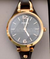 Fossil női kvarc karóra eredeti dobozában, leírással, bőr szíjjal. Elemcserére szorul, szép állapotb...