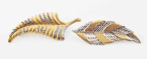 Arany (Au) 14 K leveles kitűző, jelzett, 2 db, h: 4,5 cm, nettó: 3,6 g