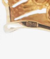 Arany (Au) 14 K köves függő, 2 db, jelzett, h: 1,5 és 2,5 cm, bruttó: 3,1 g