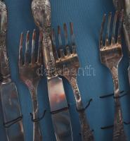 Ezüstözött evőeszköz szett díszdobozban