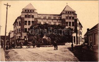 Pöstyén, Pistyan, Piestany; Národny Dom u Lipy / szálloda. Ján Berának kiadása / hotel