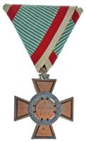 1942. Tűzkereszt I. fokozata bronzozott hadifém kitüntetés eredeti mellszalagon, sebesülési pánttal T:XF  Hungary 1942. Fire Cross, 1st Class bronze plated war metal decoration on original ribbon C:XF NMK 444.