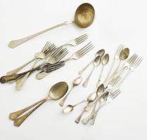 Alpakka evőeszközök, közte Berndorf