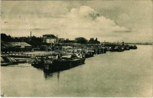 1933 Komárom, Komárno; Duna részlet a kikötővel / Donauansicht mit Hafen / Danube riverside, port (EK)