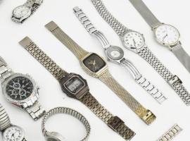 Vegyes óra tétel: Casio, Q&Q, Japona. Nagyrészt műkődőképesek, sok analóg elemmel is