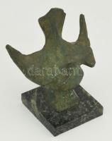 Azonosítatlan alkotó: Békegalamb. Bronz szobor UNDA felirattal márvány talapzaton 16x16 cm