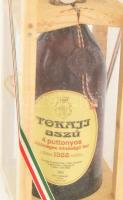 1988 Tokaji 4 puttonyos aszú, Livják Józsefné. BOntatlan palack, fa díszdobozban. szakszerűen tárolt