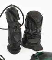 2 db fekete korall figura (Tonga) + Malachit béka (két darabból) 4-5 cm