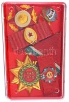 1970. "Felszabadulási Jubileumi Emlékérem" aranyozott, zománcozott bronz kitüntetés mellszalagon adományozói okirattal és viselői engedéllyel + ~1970. "A Külkereskedelem Kiváló Dolgozója" aranyozott, zománcozott jelvény + ~1970-1980. "(Offset és Játékkártya nyomda) 5 év utáni törzsgárdatag" zománcozott bronz jelvény (~20x17mm) + 4db miniatűr szalagsávon, az egyik adományozói okirattal és viselői engedéllyel T:AU,XF