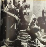 Jacques Dupin: Miró Escultor. Francesc Catal?-Roca fotóival. Vál.: Joan Prats Vallés. Ford.: Rui Mar...