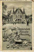 1942 Kassa, Kosice; Szerencsésen Kassára érkeztem! Humoros montázs a vasútállomáson / humorous montage, arriving at the railway station (EK)