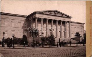 ~1900 Budapest VIII. Nemzeti Múzeum. Kemény hátú fotó (14,5 x 9,2 cm) (EK)