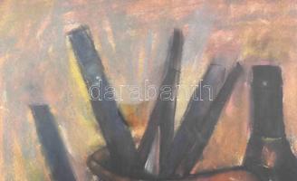 Angyalföldi Szabó Zoltán (1929-2014): Csendélet festőecsetekkel, 1970-es évek. Pasztell, papír, jele...