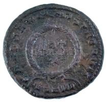 Római Birodalom / Thesszaloniki / II. Constantinus 324. Follis bronz (2,72g) T:VF Roman Empire / The...