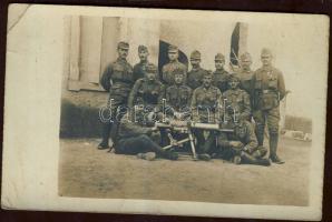 Military WWI Artillery unit photo (EB)