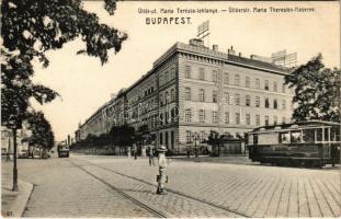 1911 Budapest VIII. Mária Terézia laktanya (1956-ban kivégzett Maléter Pál székhelye volt), Üllői út, villamosok