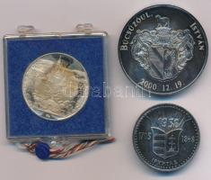 3db klf fém emlékérem, közte DN "Budapest Hilton" ezüstözött fém emlékérem plombált ÁPV to...