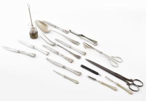 Antik evőeszközök, eszközök, filter, olló, bicska, kés szett, stb