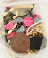 Bizsu tétel, érdekes darabokkal