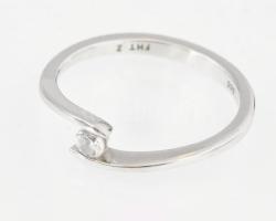 14K fehérarany (Au) gyűrű, jelzett, br 1,9 g m: 54