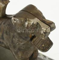 Öntöttvas kutya figurális diótörő, talapzatán kis repedéssel, 30x15 cm