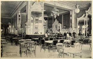 Miskolc és vidéke - Soós Károly erdőfőmérnök által készített képeslap album 82 beragasztott és 2 kül...