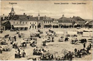 Fogaras, Fagaras; Ferenc József tér, piac. Thierfeld Dávid kiadása / market