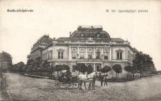 Székesfehérvár Igazságügyi palota lovaskocsi