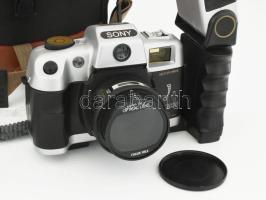 Sony NK3030 fényképezőgép, táskájában