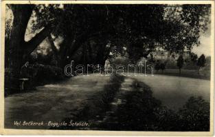 1936 Nagybecskerek, Zrenjanin, Veliki Beckerek; Begejsko Setaliste / Béga sétány / riverside, promenade (lyuk / pinhole)