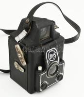 cca 1950 Altissa Box fényképezőgép, Altissar Periskop 1:8 objektívvel