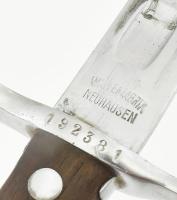 Svájci M1899 bajonett, jelzett, gyártó: Waffenfabrik Neuhausen. Komplett, bőr papuccsal és hüvellyel...
