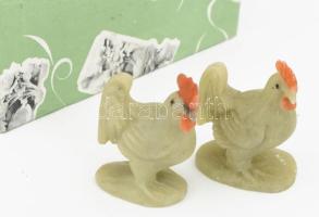 12 db kínai jáde kakas figura, eredeti dobozában egyenként m: 4 cm