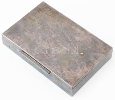 Ezüst (Ag) cigarettakínáló, fa betéttel, jelzett, 16,5x11 cm, bruttó: 335 g
