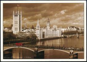 2012 Londoni Olimpia magyar vízilabda-válogatott tagjainak aláírása egy Wiesner Tamásnak címzett kép...