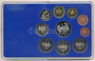 NSZK 1979D 1pf-5M (10xklf) forgalmi sor műanyag dísztokban T:PP 
FRG 1979D 1 Pfennig - 5 Mark (10xd...